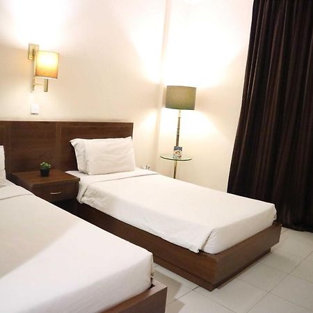 Excellent Seven Boutique Hotel Bandung Exterior photo