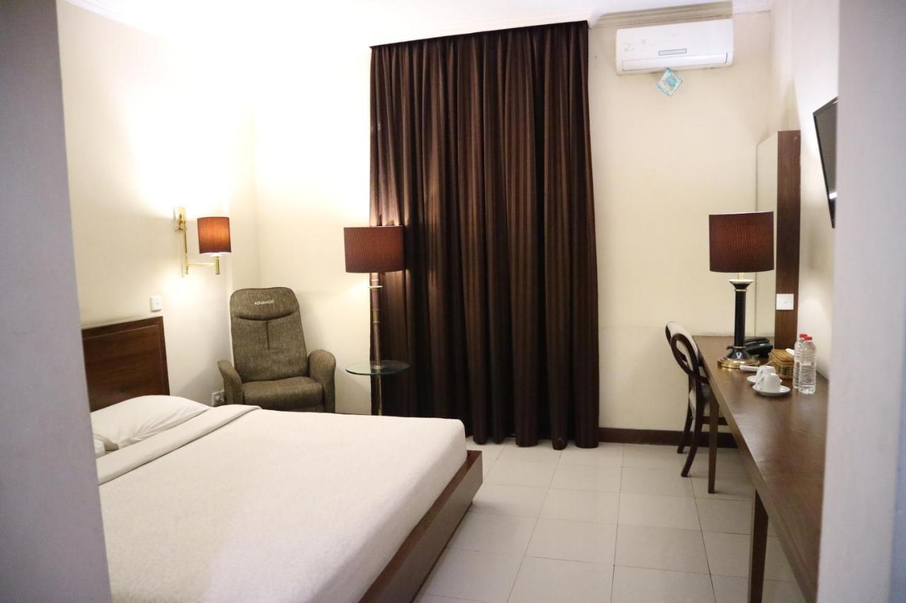 Excellent Seven Boutique Hotel Bandung Exterior photo